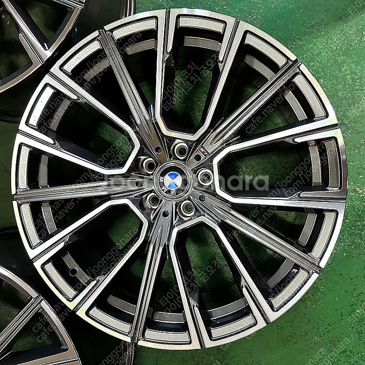 20인치 BMW G12 7시리즈 817M.st 건메탈폴...--6