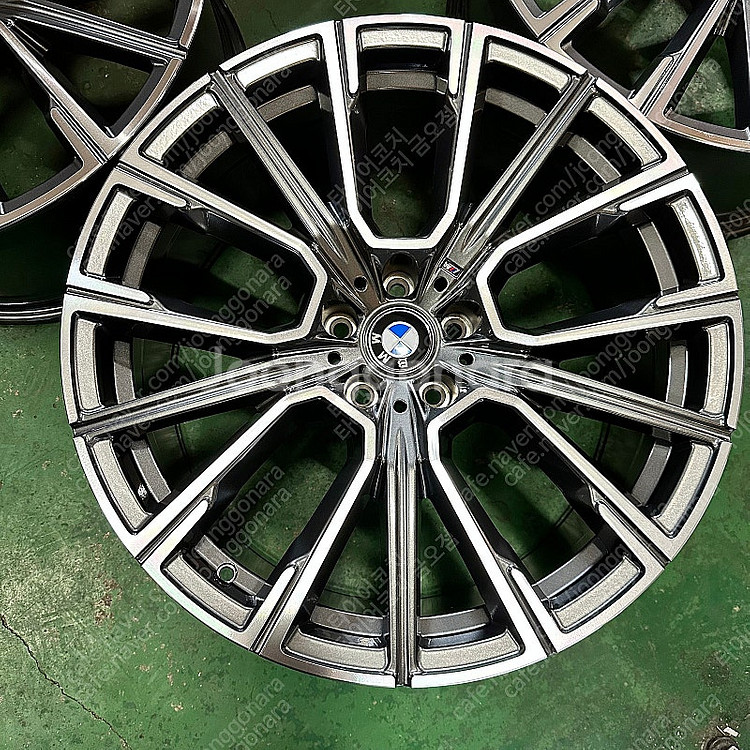 20인치 BMW G12 7시리즈 817M.st 건메탈폴...--7