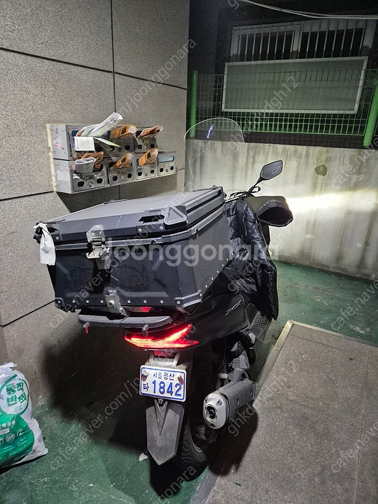 pcx125 24년식 풀셋팅 마일리지 전체적으로 90프...--1