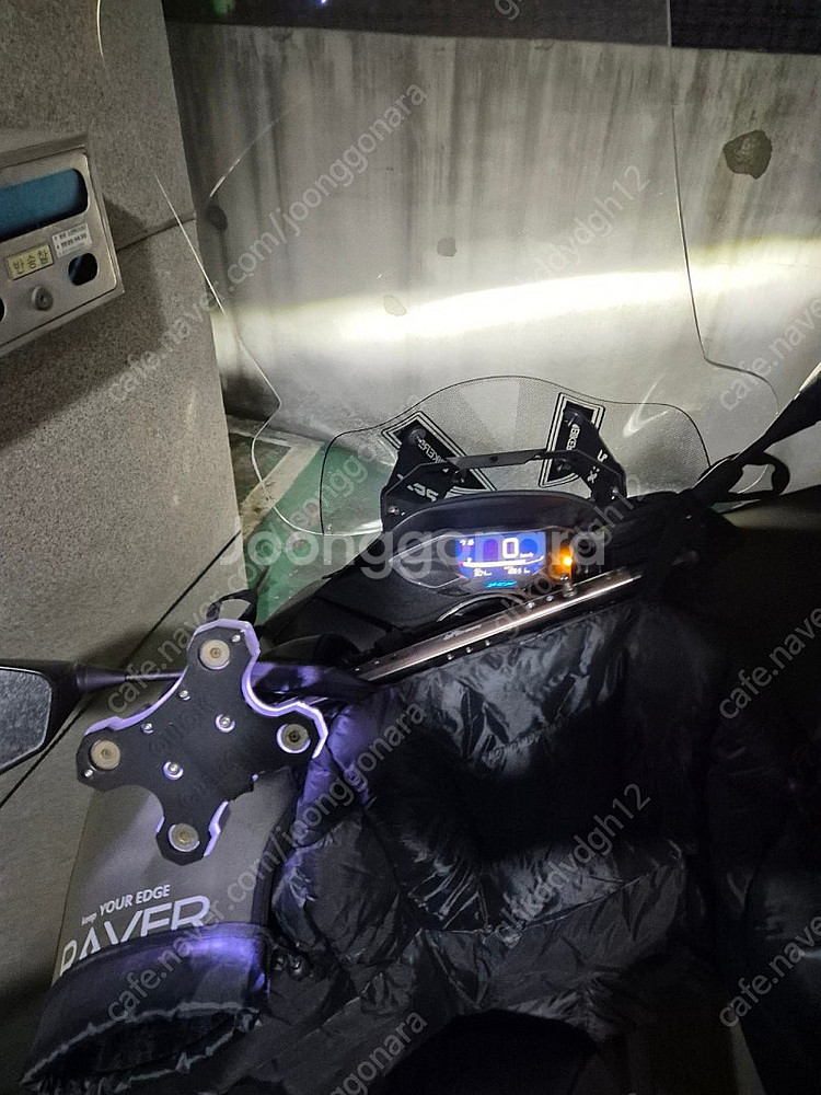 pcx125 24년식 풀셋팅 마일리지 전체적으로 90프...--3