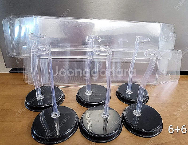 인형 스탠드와 보관 케이스 A,B--0