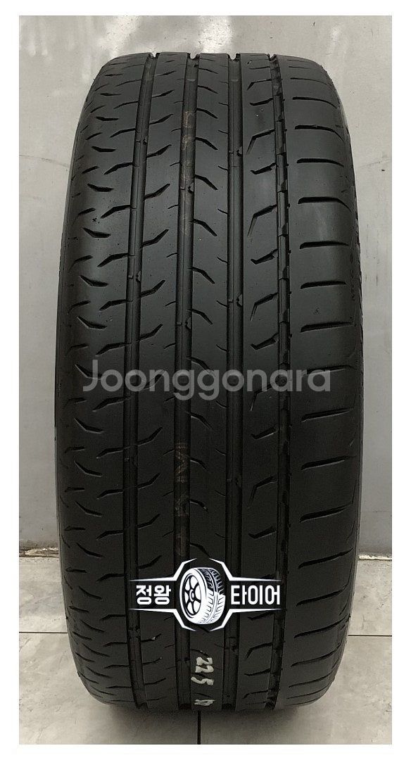 중고타이어 콘티넨탈 맥스콘택트 MC6 225/50R17...--0