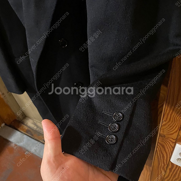 로로피아나 캐시미어 100% 코트 판매 합니다........--1