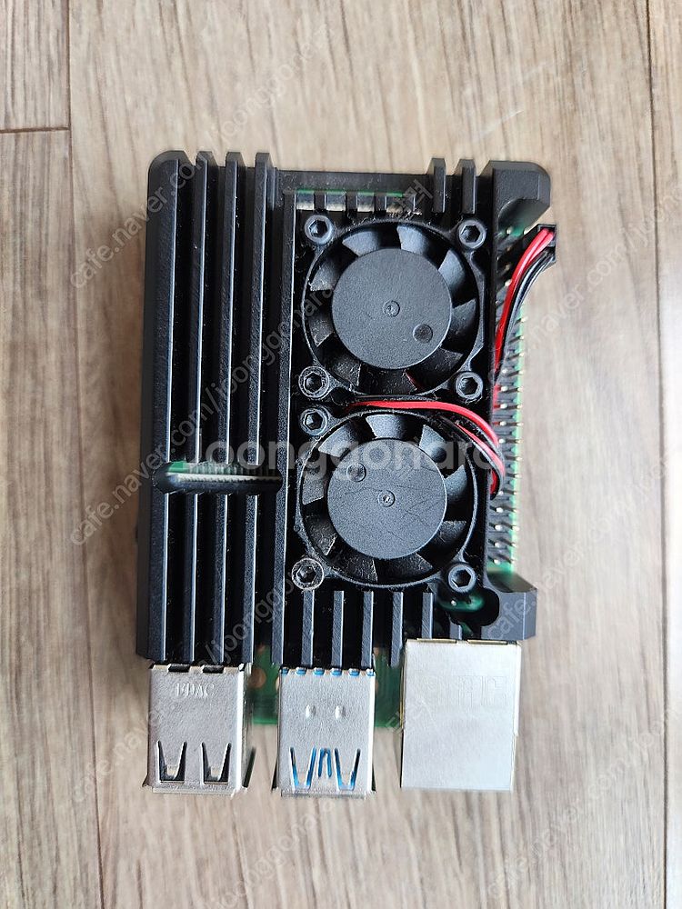 라즈베리파이4 8GB와 카멜 10인치 디지털액자판매합니...--0
