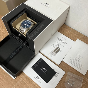 iwc 377717 파일럿 크로노그래프 43 어린왕자 판매합니다.