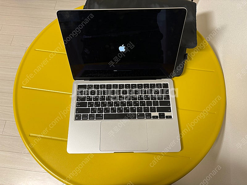 맥북에어 13 M2 8GB 512GB 실버--1