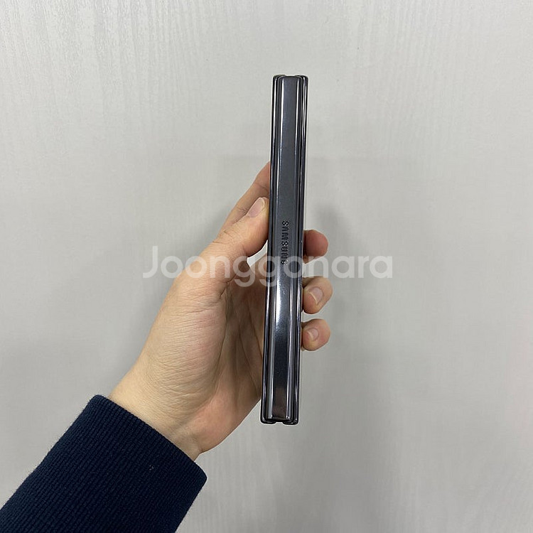 62781 갤럭시Z폴드4 256기가 블랙 공기계 팝니다...--4