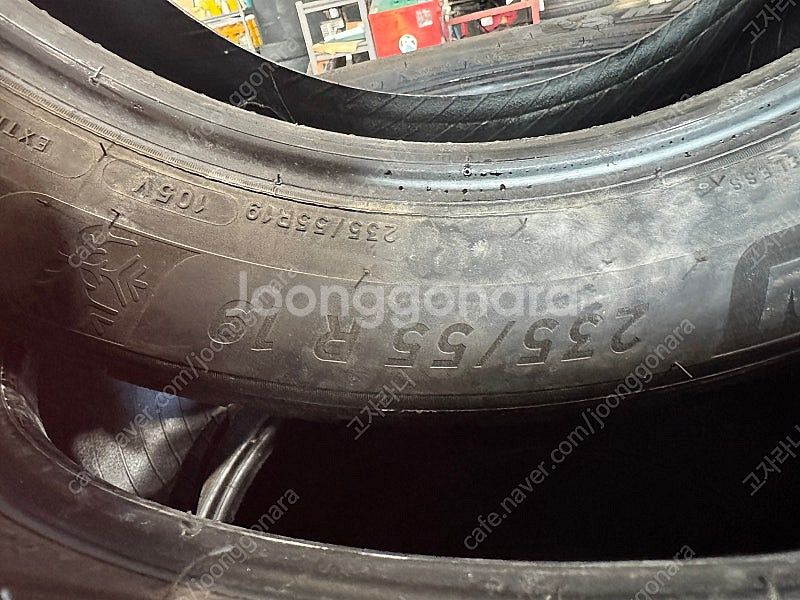 윈터타이어 파일럿 알핀5 235 55 19 22년식--4