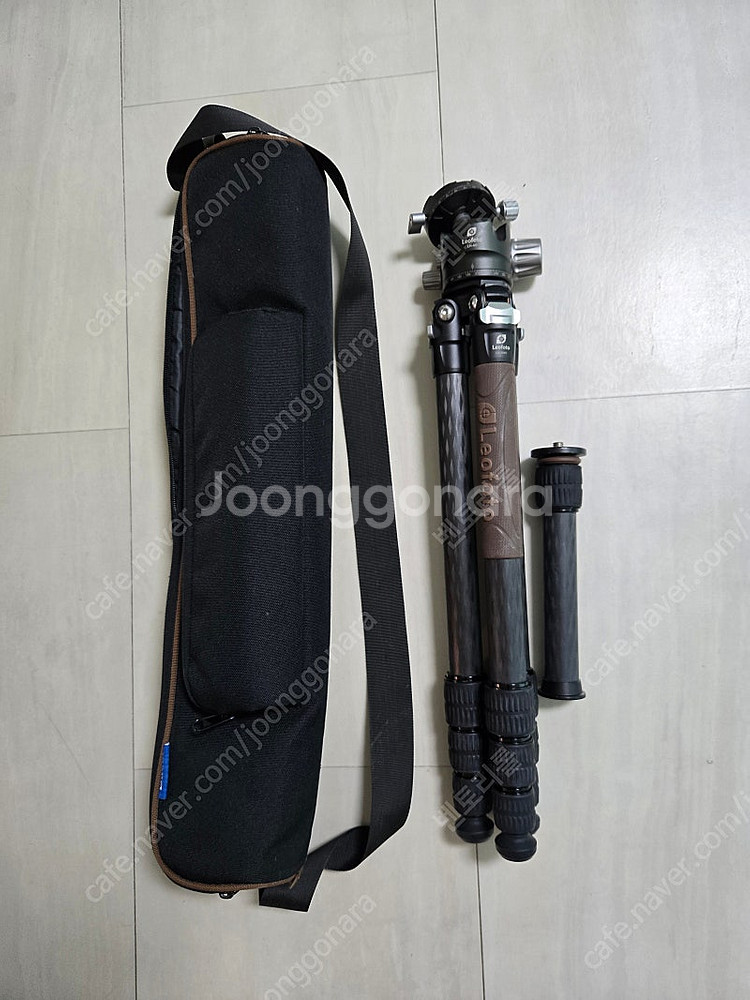 카메라 삼각대(레오포토) 개인 판매--0
