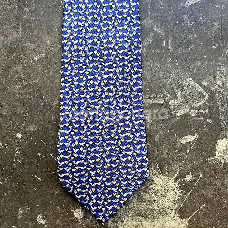 페라가모 실크 넥타이 메이드인 이태리--1