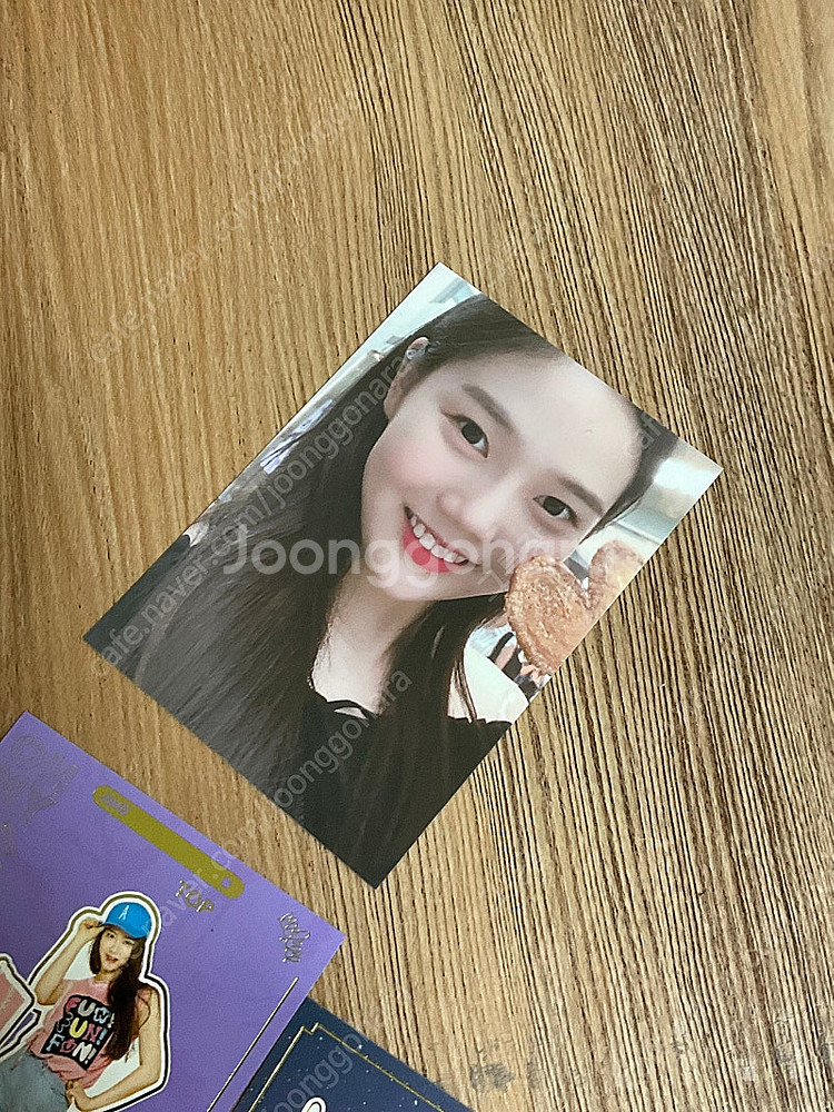 오마이걸 가을동화md, 포스터, 포카 등 일괄--3