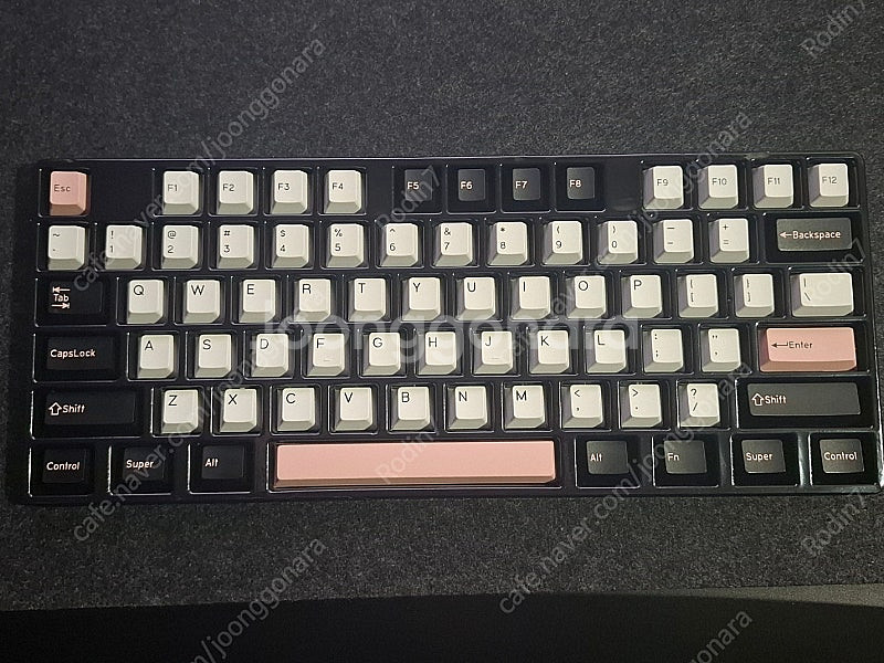 올리비아(짭리비아) PBT 키캡 판매합니다.--1