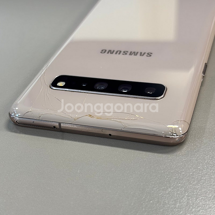 갤럭시S10 5G 골드색상 256용량 뒷판 미세파손 가...--6