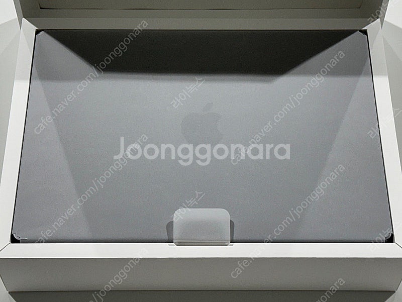 미사용 맥북프로 M3Pro 14인치 18/512 블랙--2