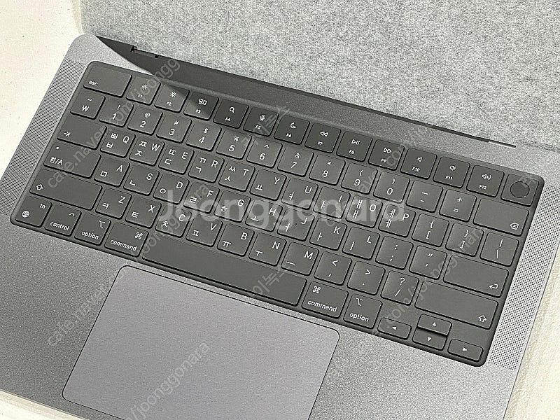 미사용 맥북프로 M3Pro 14인치 18/512 블랙--3