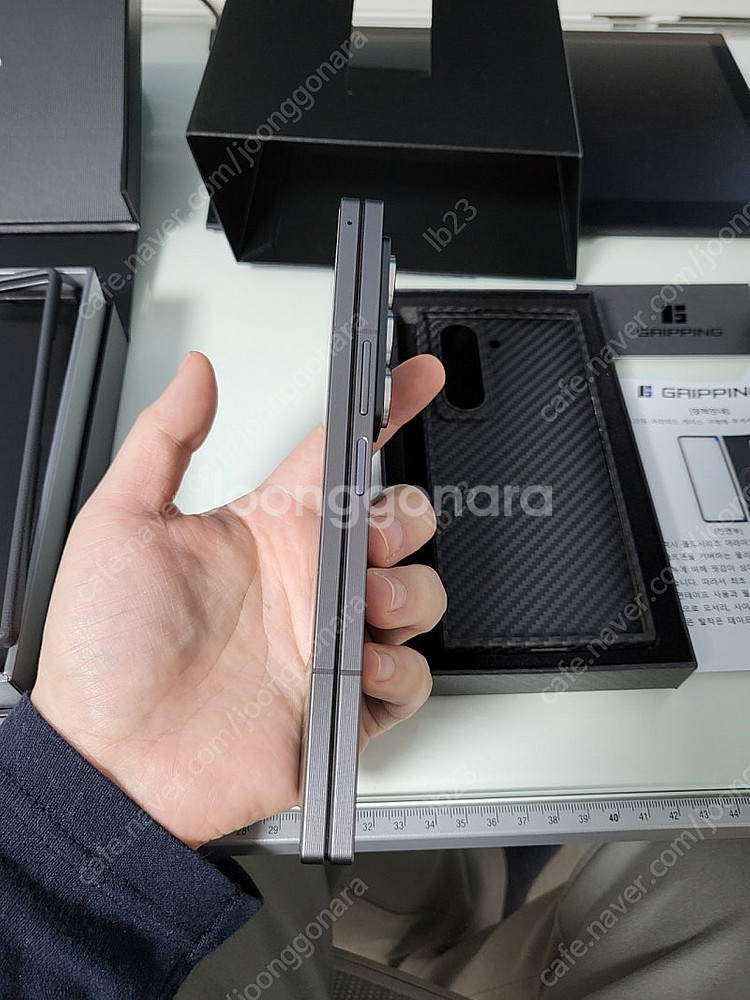 갤럭시폴드SE 판매합니다 1월23일 구매제품 판매 합니...--4