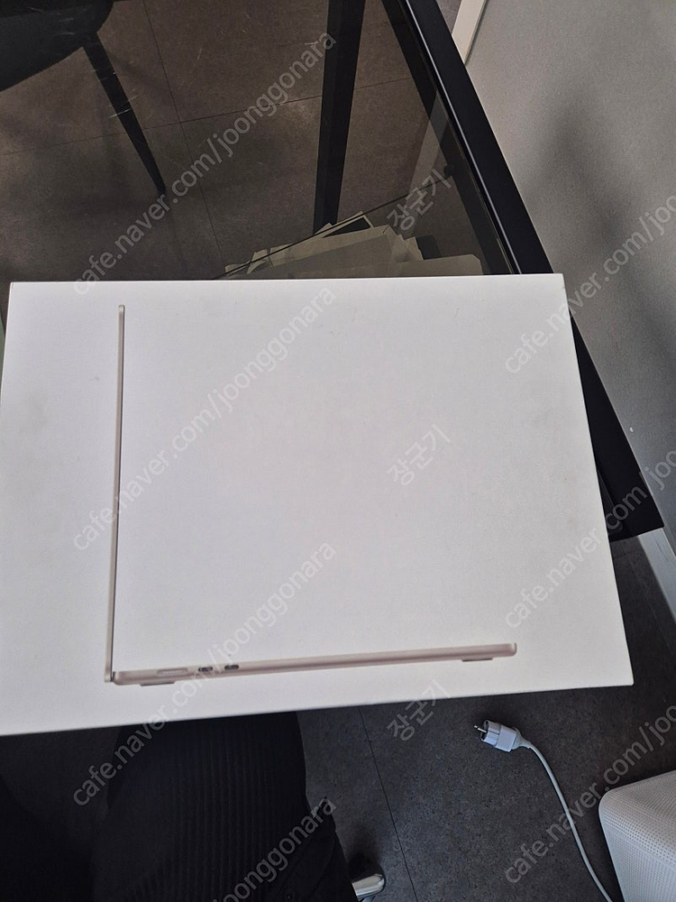 맥북에어 m3 15인치 스타라이트 512G 16ram 팝니다--4