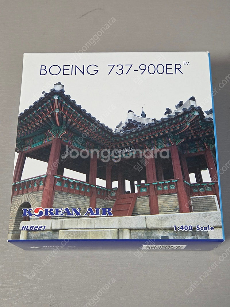 1:400 대한항공 B737-900ER HL8221 [...--2
