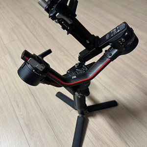 DJI 로닌 RS2 프로 콤보 Ronin RS2 Pro COMBO 판매합니다