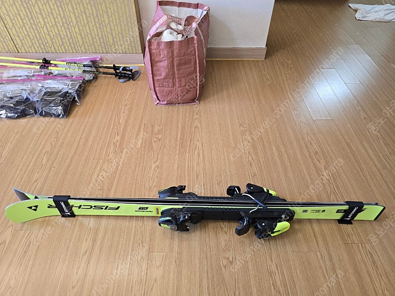 피셔 스키 RC4 WC SL JR RC4 Z9 주니어레이싱(130) / 아동 길이 조절폴대 KIZAKI JR--5