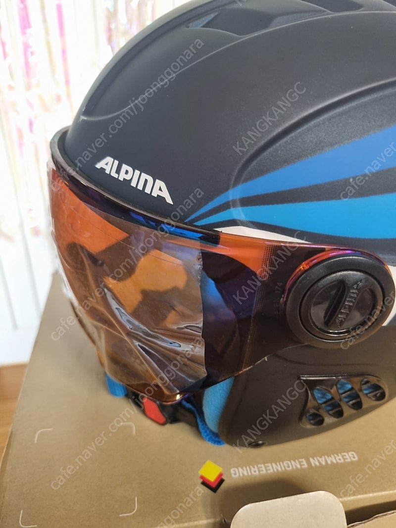 독일 Alpina 바이저 스키헬멧