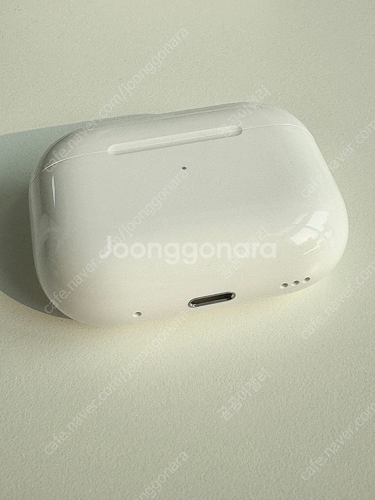 에어팟 프로 2세대 MagSafe 충전 케이스 (C타입...--1
