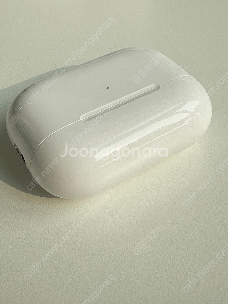에어팟 프로 2세대 MagSafe 충전 케이스 (C타입...--2