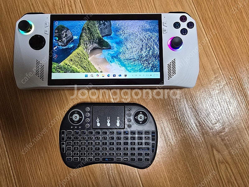 Rog ally 로갈리 z1e 16g 2t--1