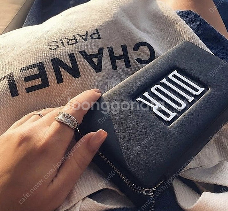 디올뷰티)디올 홀리데이 로고 보석함 디올파우치 디올백 ...--4