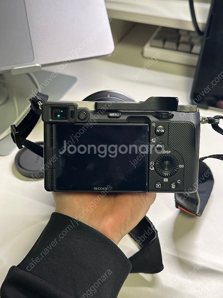 소니 A7C 실버 + 소니 FE 24-70 F4 자이스...--2