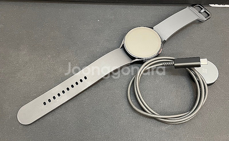 갤럭시워치5 블랙 44mm 상태좋은 중고8만 팝니다.--1