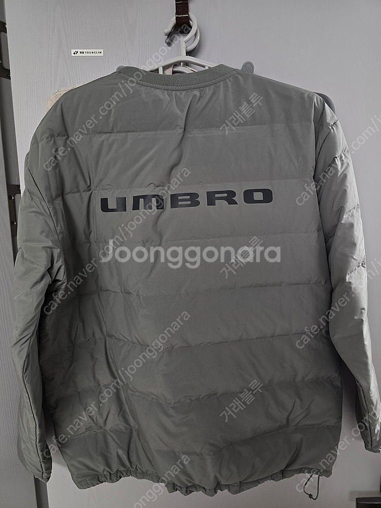 엄브로 경량 다운 피스테 XL(미착용) 판매해요--1