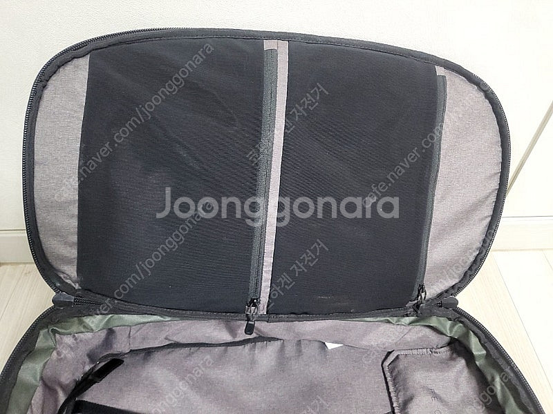 노매틱 네비게이터 백팩 32L 카키--3
