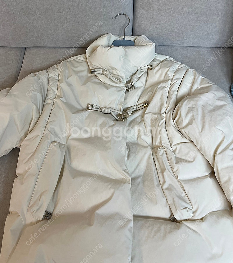 마인 디테처블 슬리브구스다운 점퍼 한섬 마인 패딩--5