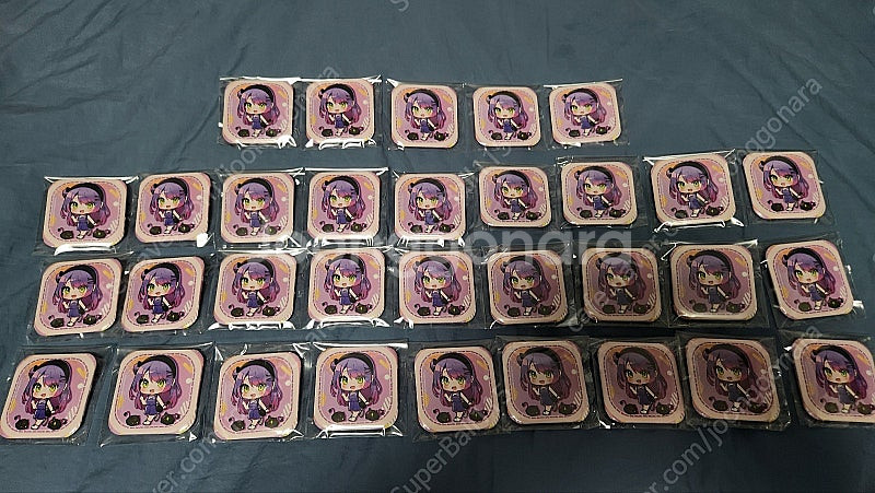홀로라이브 캠퍼스 토코야미 토와 SD 캔뱃지 32개 일...--0