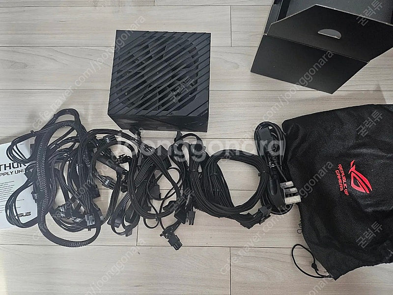 10900k + z490hero 반본체 팝니다.--3