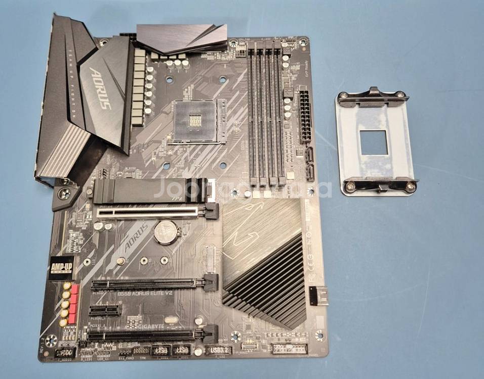 [판매] AMD B550 메인보드 기가바이트 어로스 /...--1