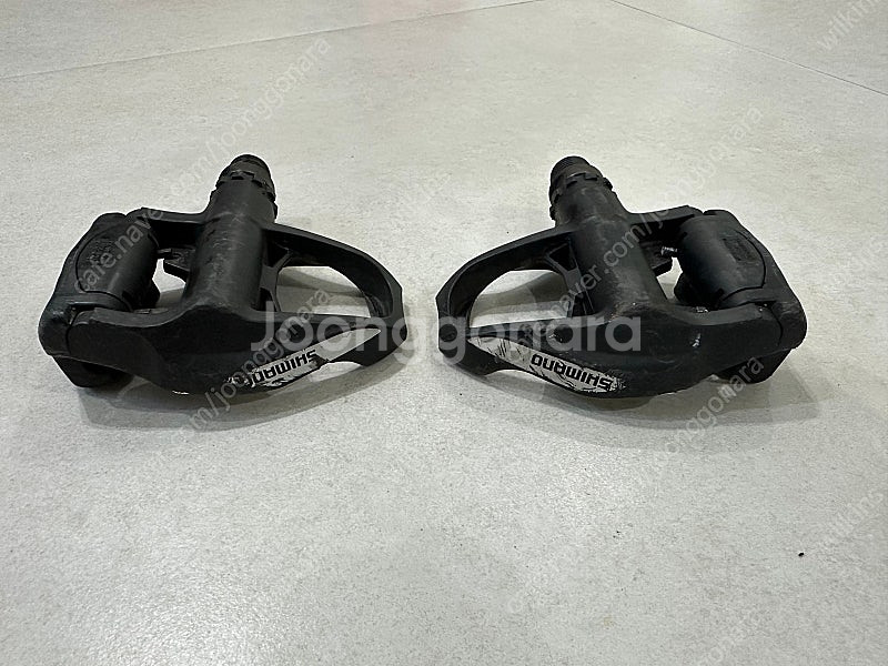시마노 클릿 페달 SPD-R550--1