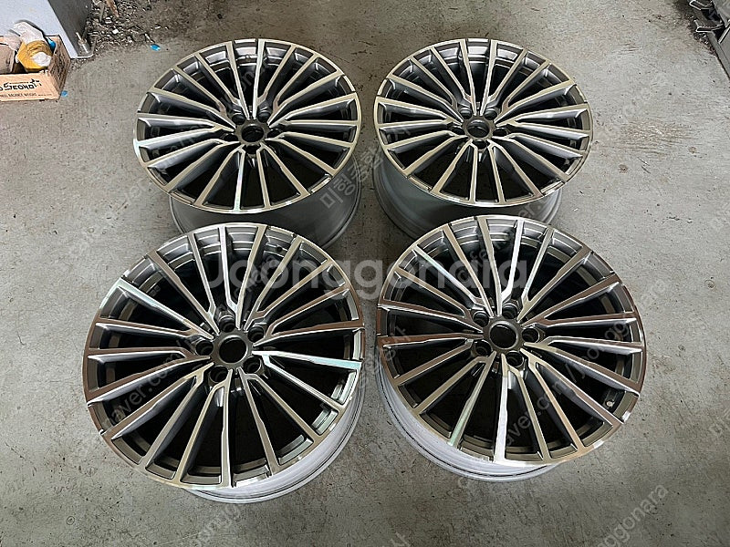 [판매] BMW 7시리즈 777 20인치 순정휠 팝니다...--1