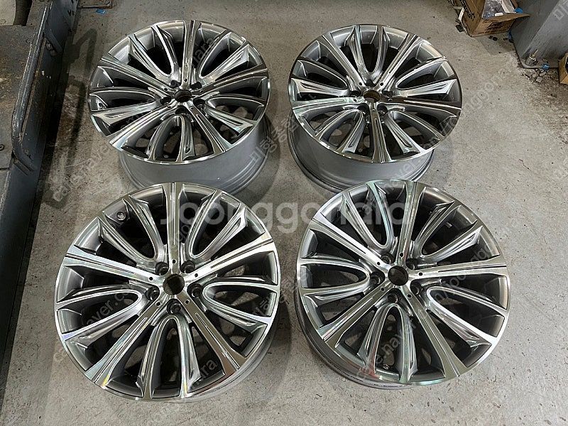[판매] BMW 7시리즈 750 20인치 순정휠 팝니다...--1