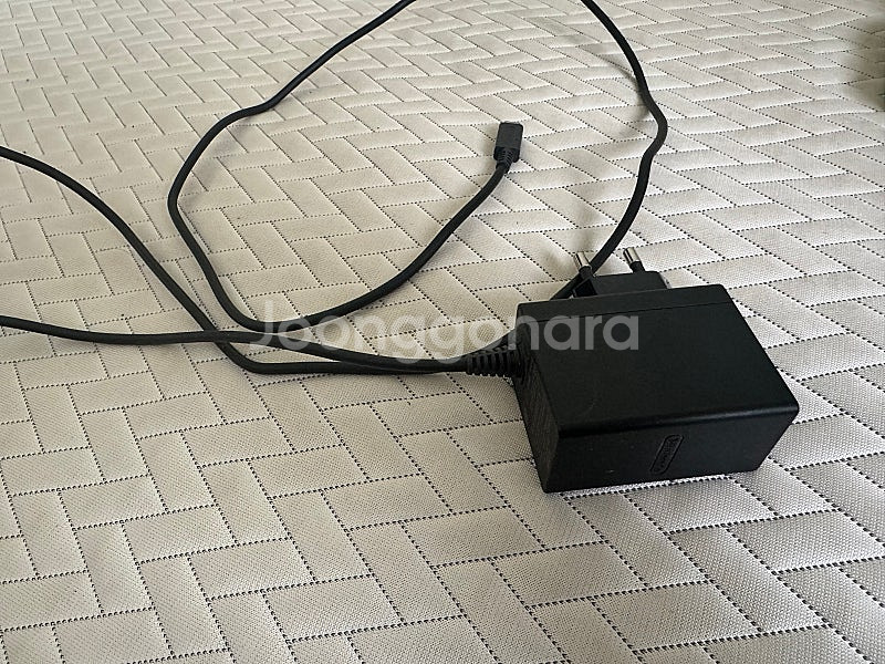 닌텐도 스위치 동물의숲 에디션 판매합니다--5