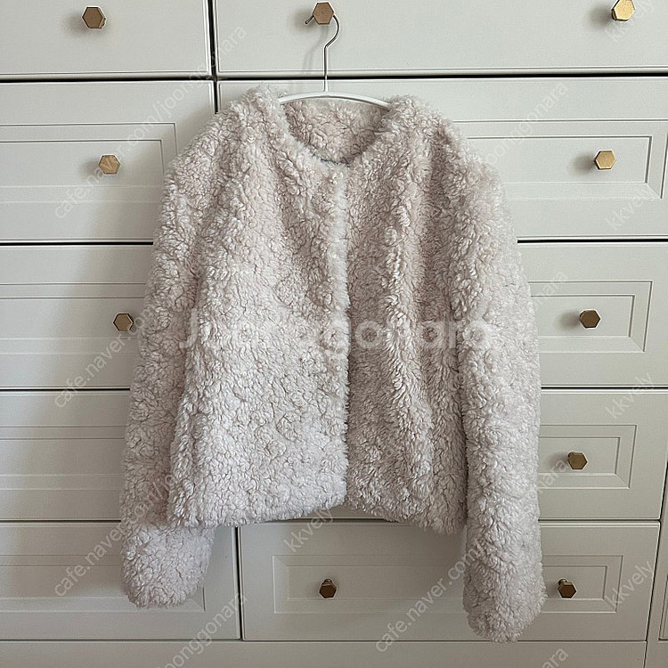 타낫 T/T Nua fur jacket (ivory)--1