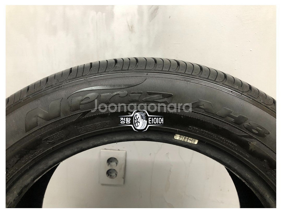 중고타이어 넥센타이어 엔페라AH8 215/50R18 티...--4