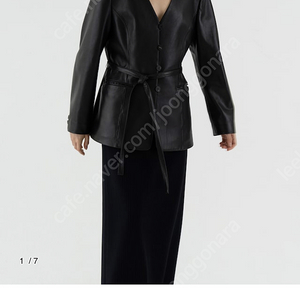 르917 Collarless Leather Jacket - Black