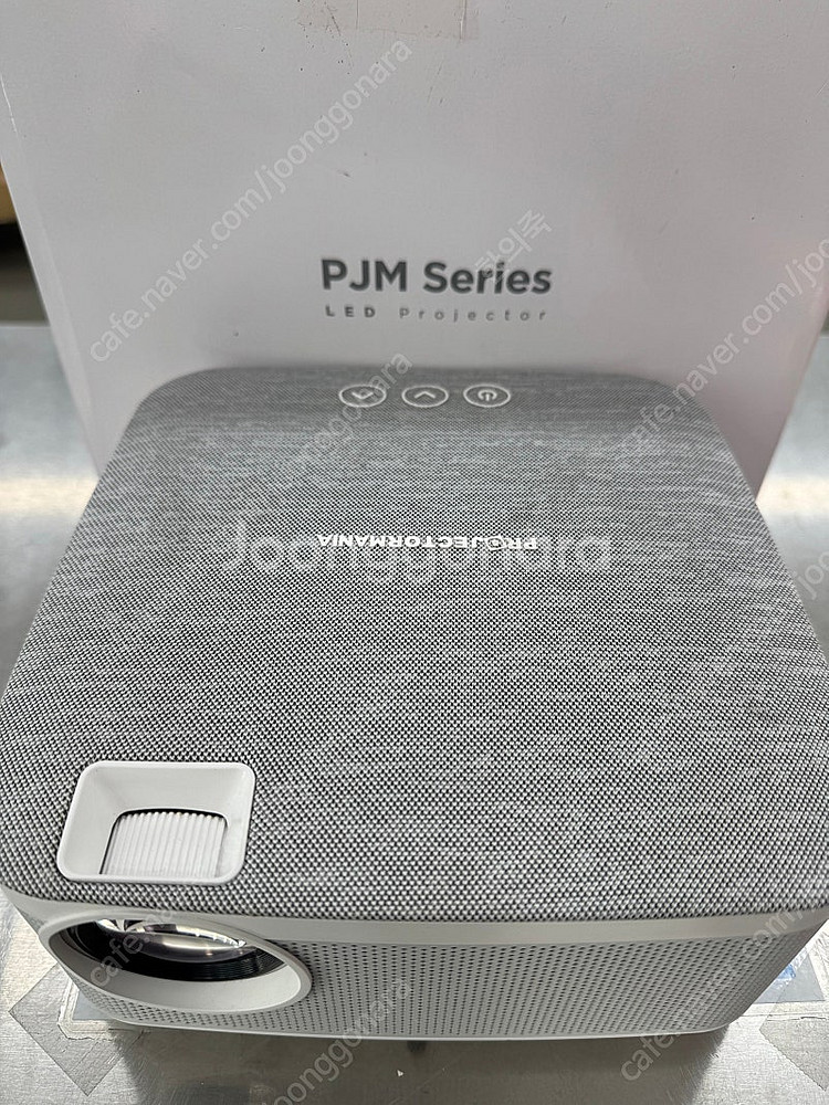 PJM SERIES 빔프로젝터 미사용 풀박스 팝니다--1