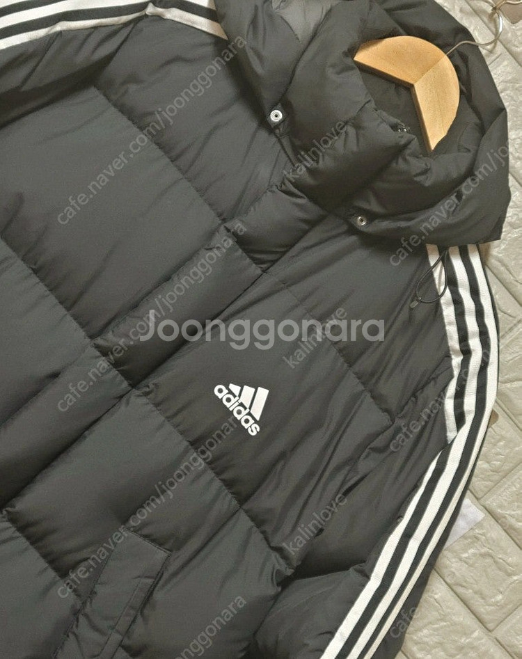 아디다스 삼선 롱패딩--1