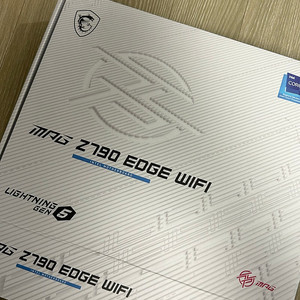 중고MSI Z790 EDGE WIFI 팝니다