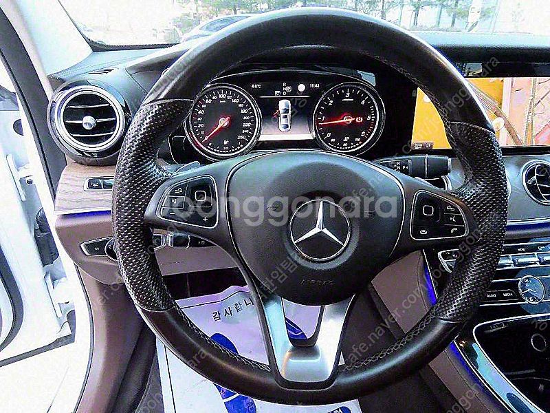 벤츠 E-클래스 W213 E220d 익스클루시브 선착순...--7