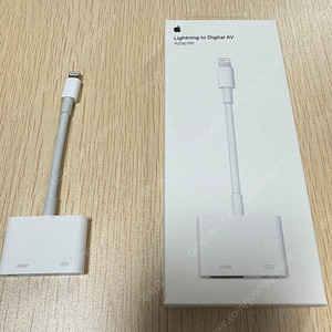 Lightning to digital AV Adapter 팔아요
