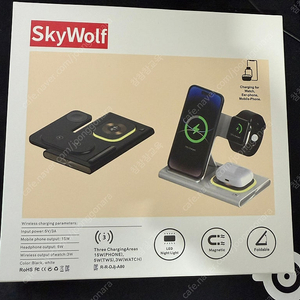 SKYWOLF 4 in 1무선 충전 스테이션 미개봉 아이폰용